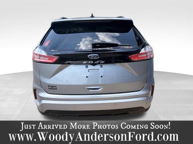 Used 2024 Iconic Silver Metallic Ford ST Line image 6