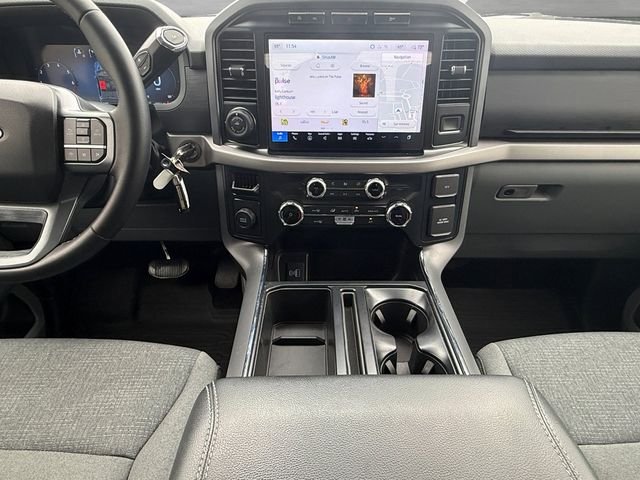 Used 2024 White Ford XLT image 3