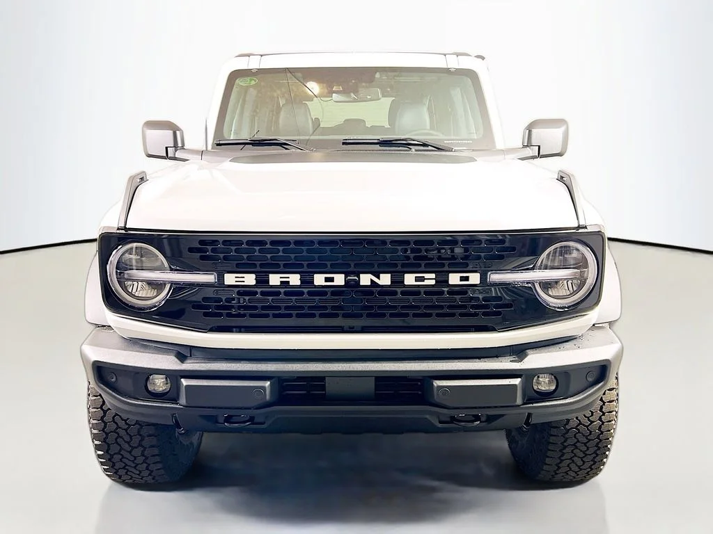 New 2026 Oxford White Ford Outer Banks image 4