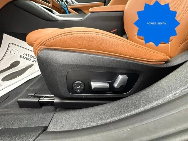 Used 2023 Black BMW M50 image 13