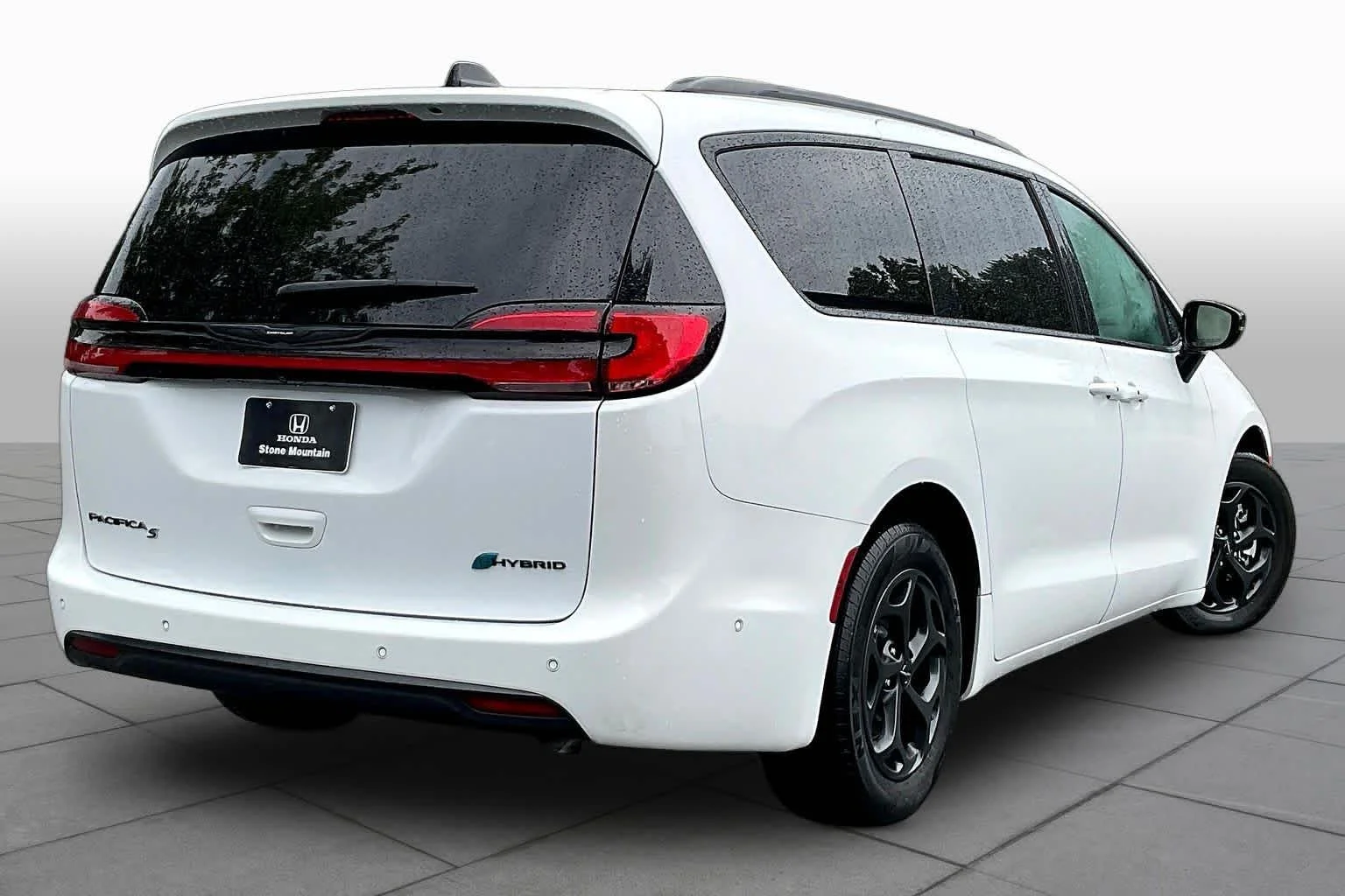 Used 2024 Bright White Clearcoat Chrysler Hybrid Premium S Appearance Pkg image 13