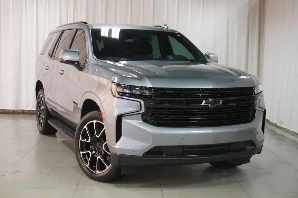 Used 2023 Sterling Gray Metallic Chevrolet RST image 7