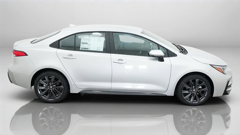 New 2027 Classic Silver Metallic Toyota SE image 7