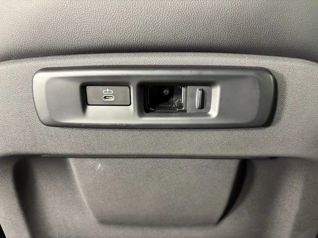 Used 2019 Blue BMW xDrive40i image 33