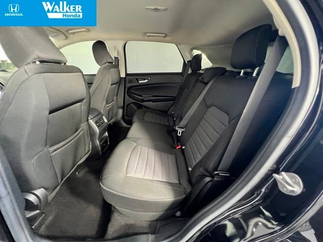 Used 2023 Black Ford SE image 15