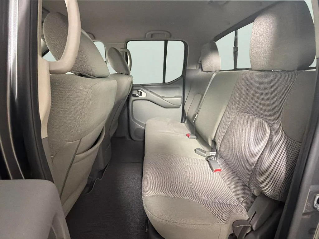 2020 Nissan Frontier SV - Photo 26