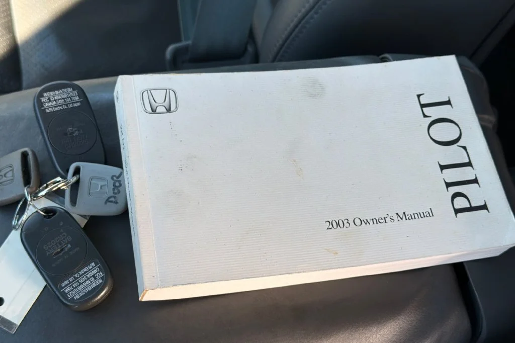 Used 2003 Starlight Silver Metallic Honda EX-L image 10