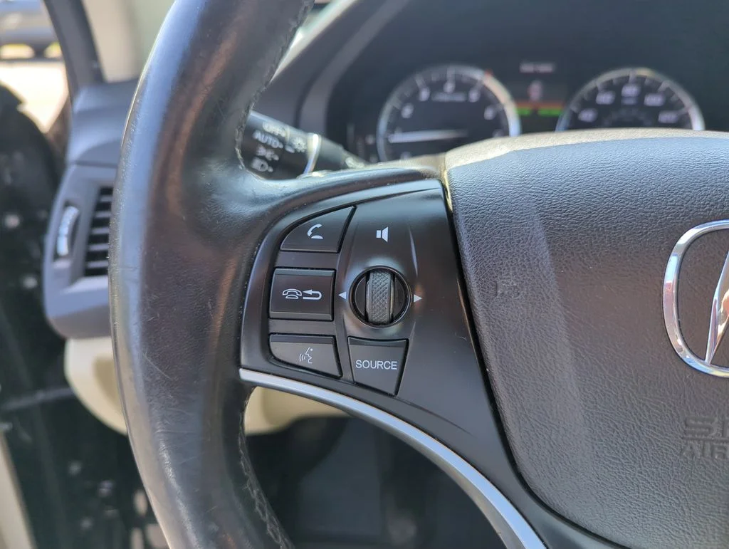 Used 2017  Acura 3.5L image 21
