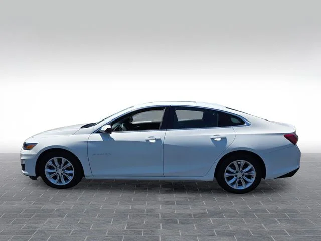 Used 2020 White Chevrolet LT image 6