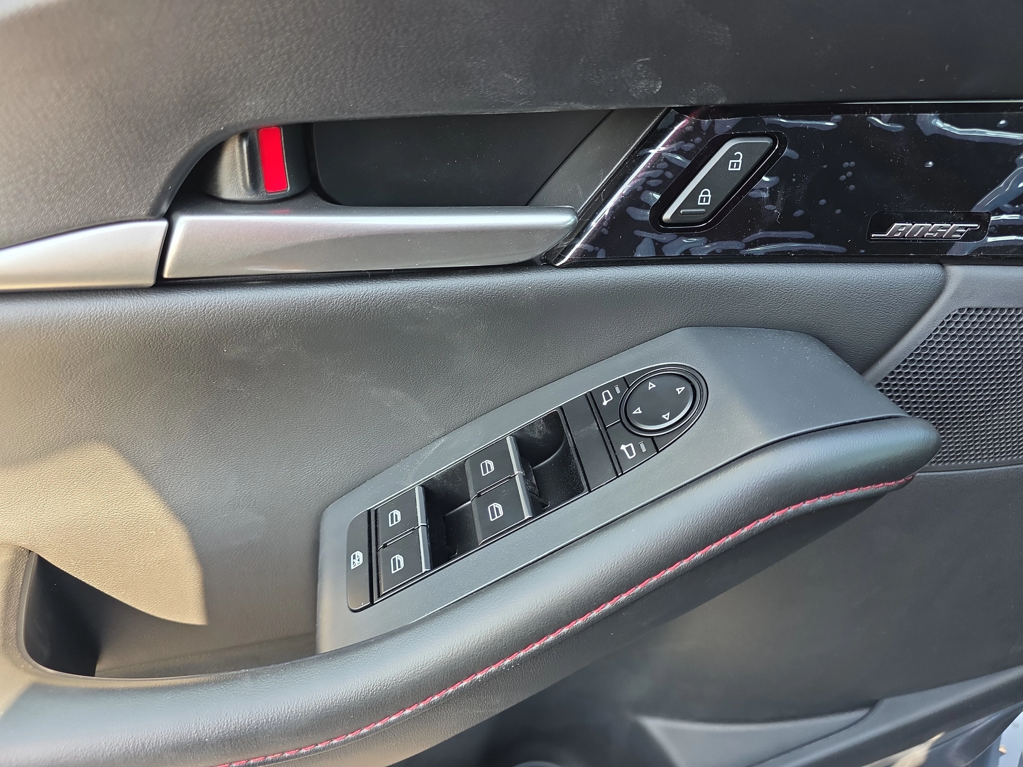 2026 Mazda CX-30 Carbon Edition - Photo 23