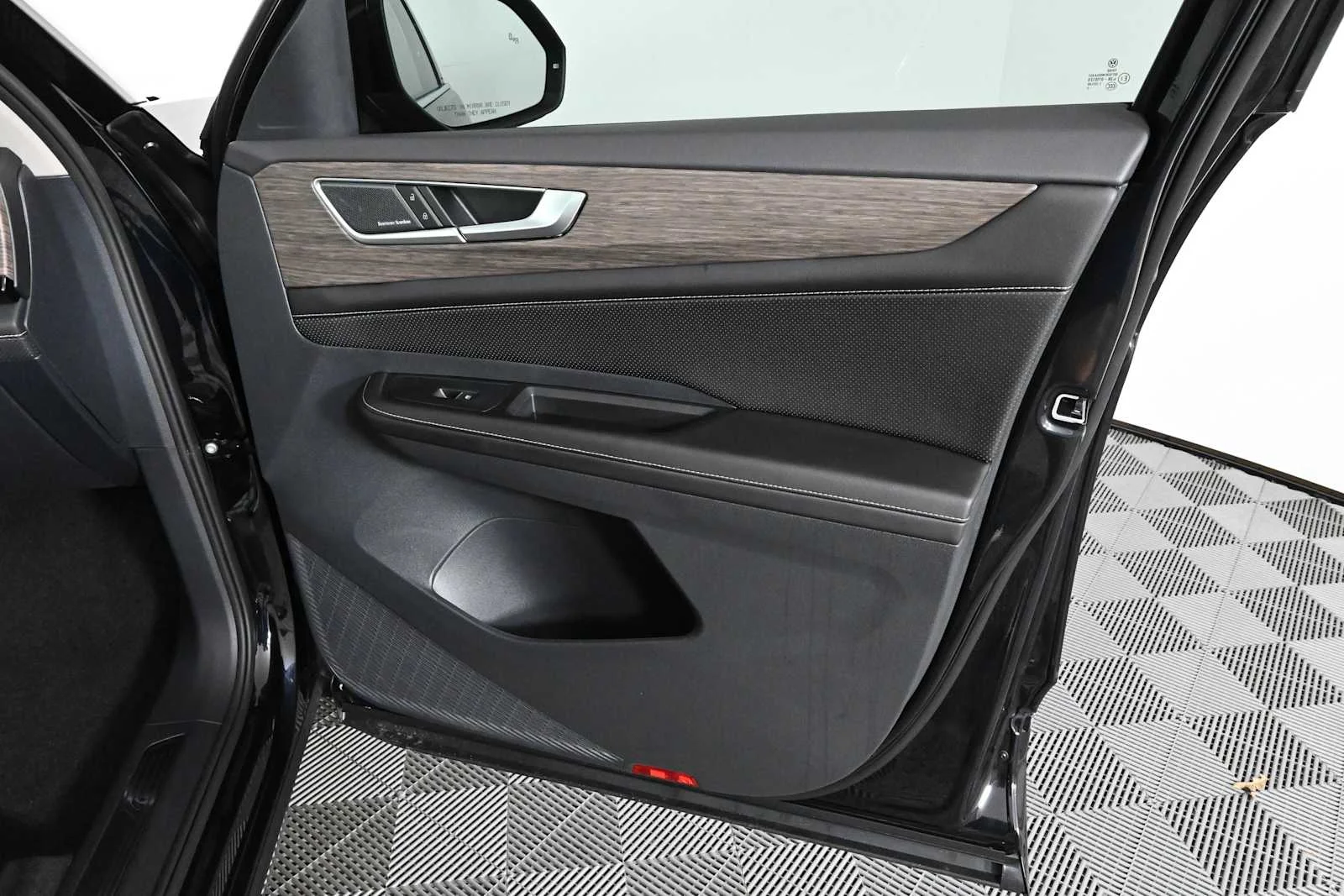 New 2026 Deep Black Pearl Volkswagen 2.0T SEL Premium R-Line image 13