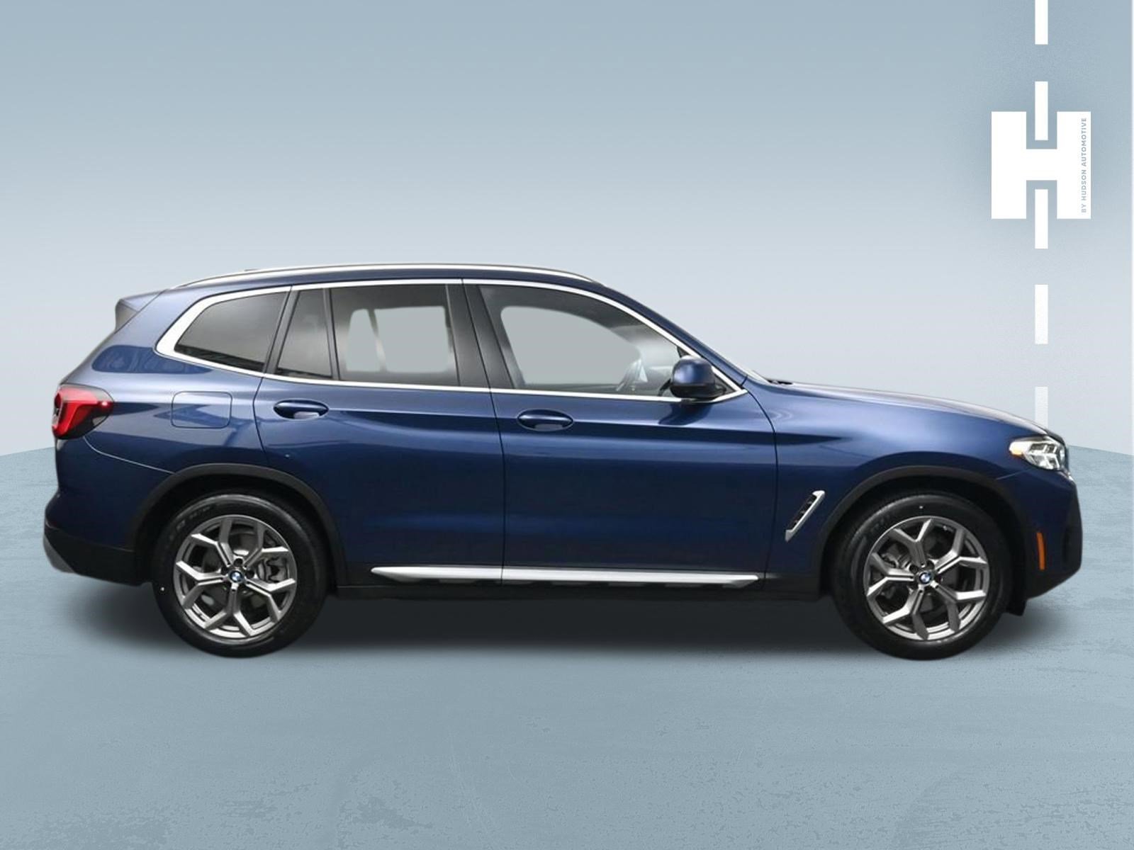 Used 2023 Phytonic Blue Metallic BMW sDrive30i image 3