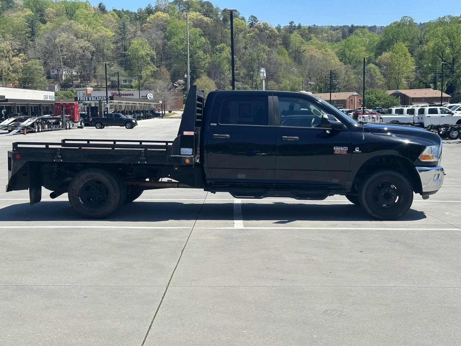 Used 2012 Black Ram SLT image 8