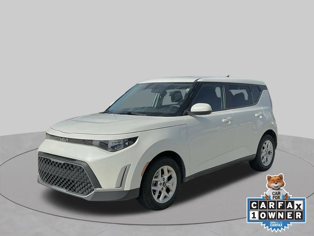 Used 2025 White Kia LX image 1