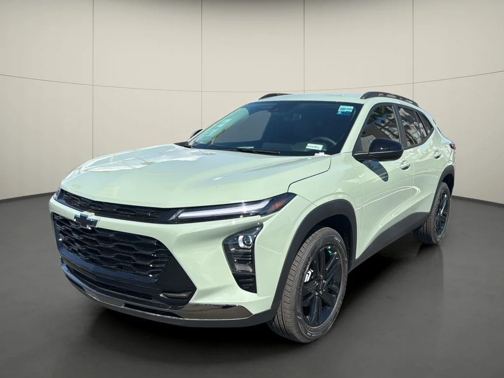 New 2026 Green Chevrolet ACTIV image 3