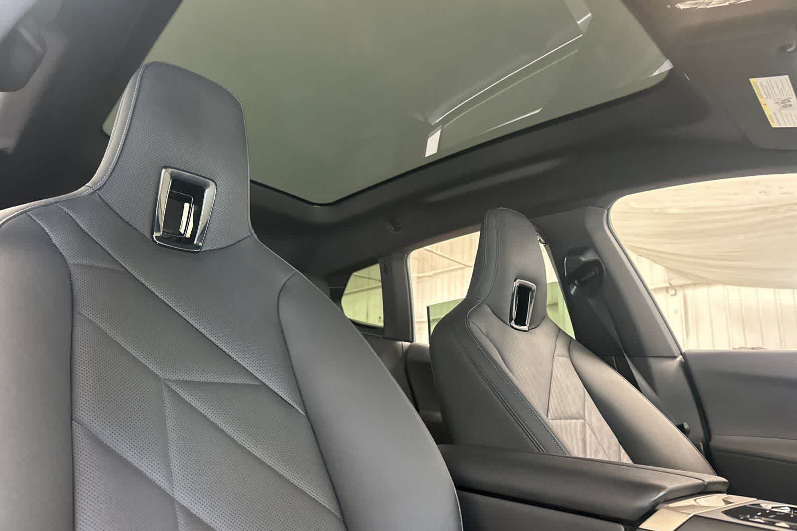 Certified Used 2024 Phytonic Blue Metallic BMW xDrive50 image 17