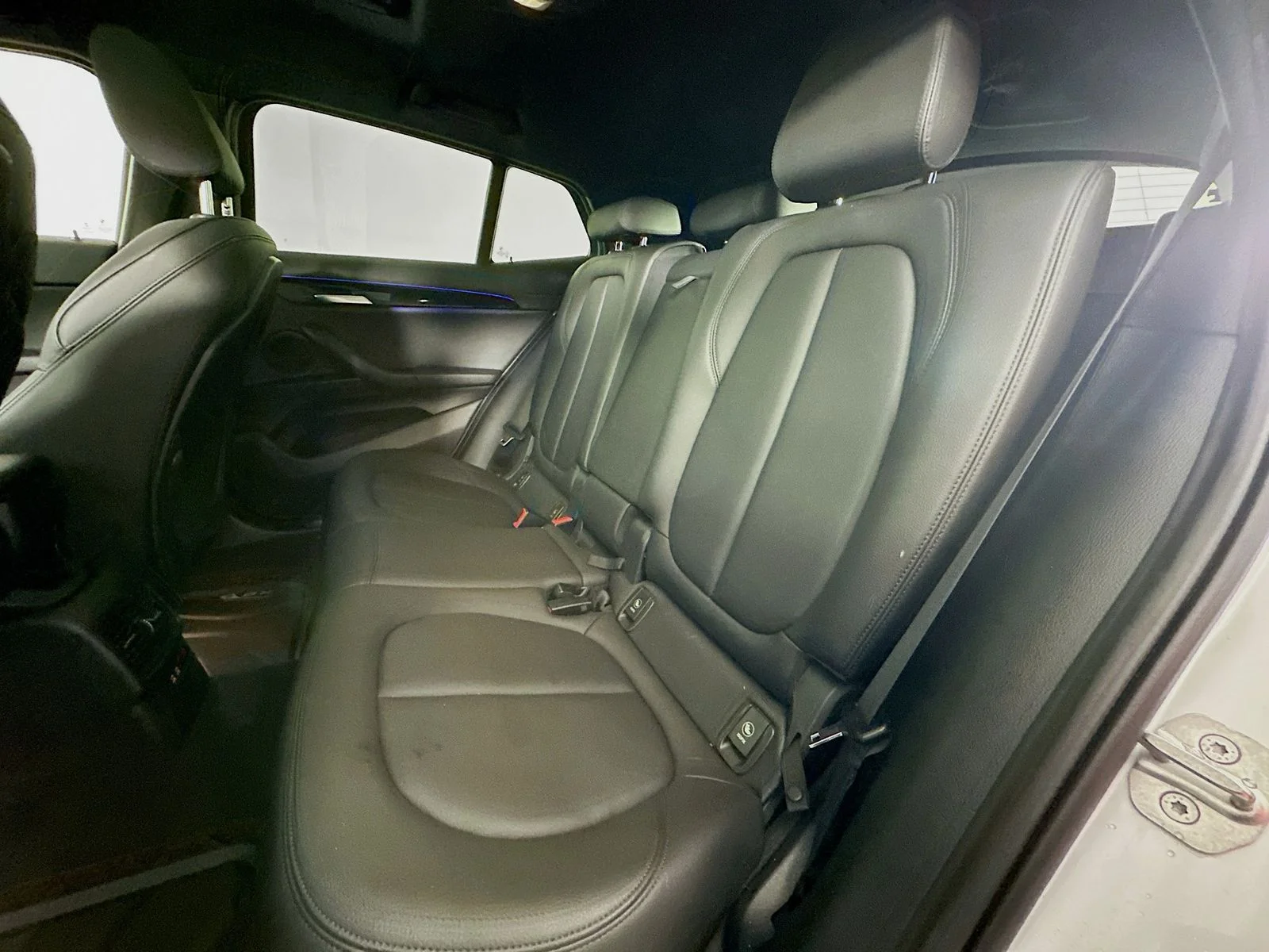 Used 2020 Glacier Silver Metallic BMW sDrive28i image 26