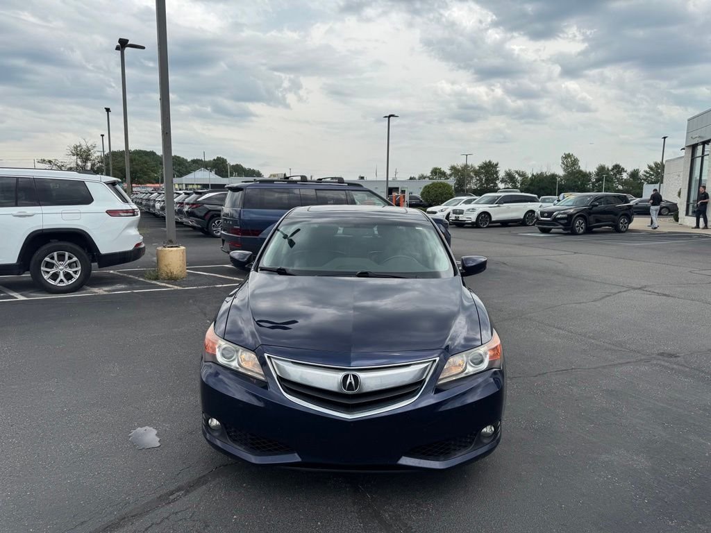Used 2013 Fathom Blue Pearl Acura 2.0L image 2