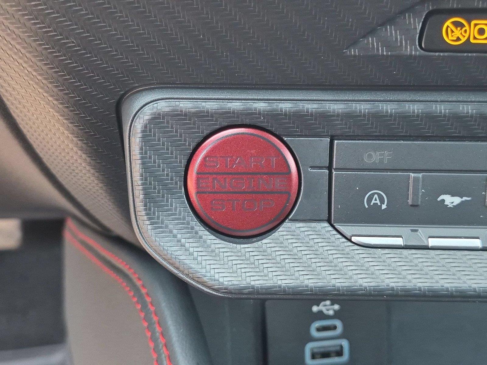 Used 2025 Oxford White Ford GT Premium image 26