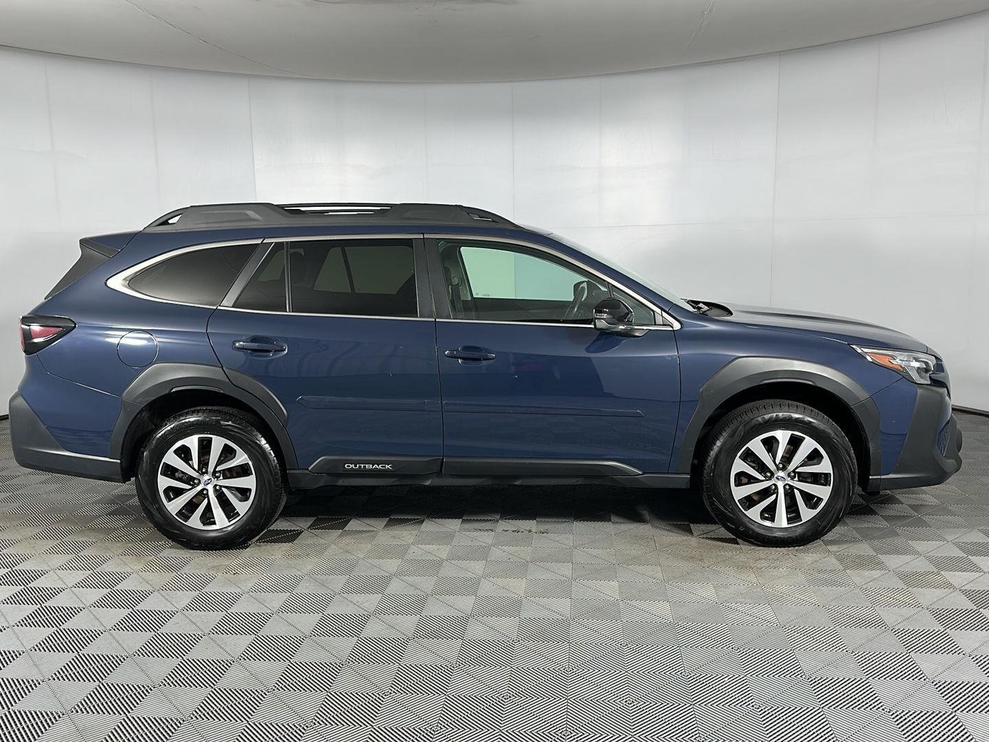 Used 2024 Cosmic Blue Pearl Subaru Premium image 10