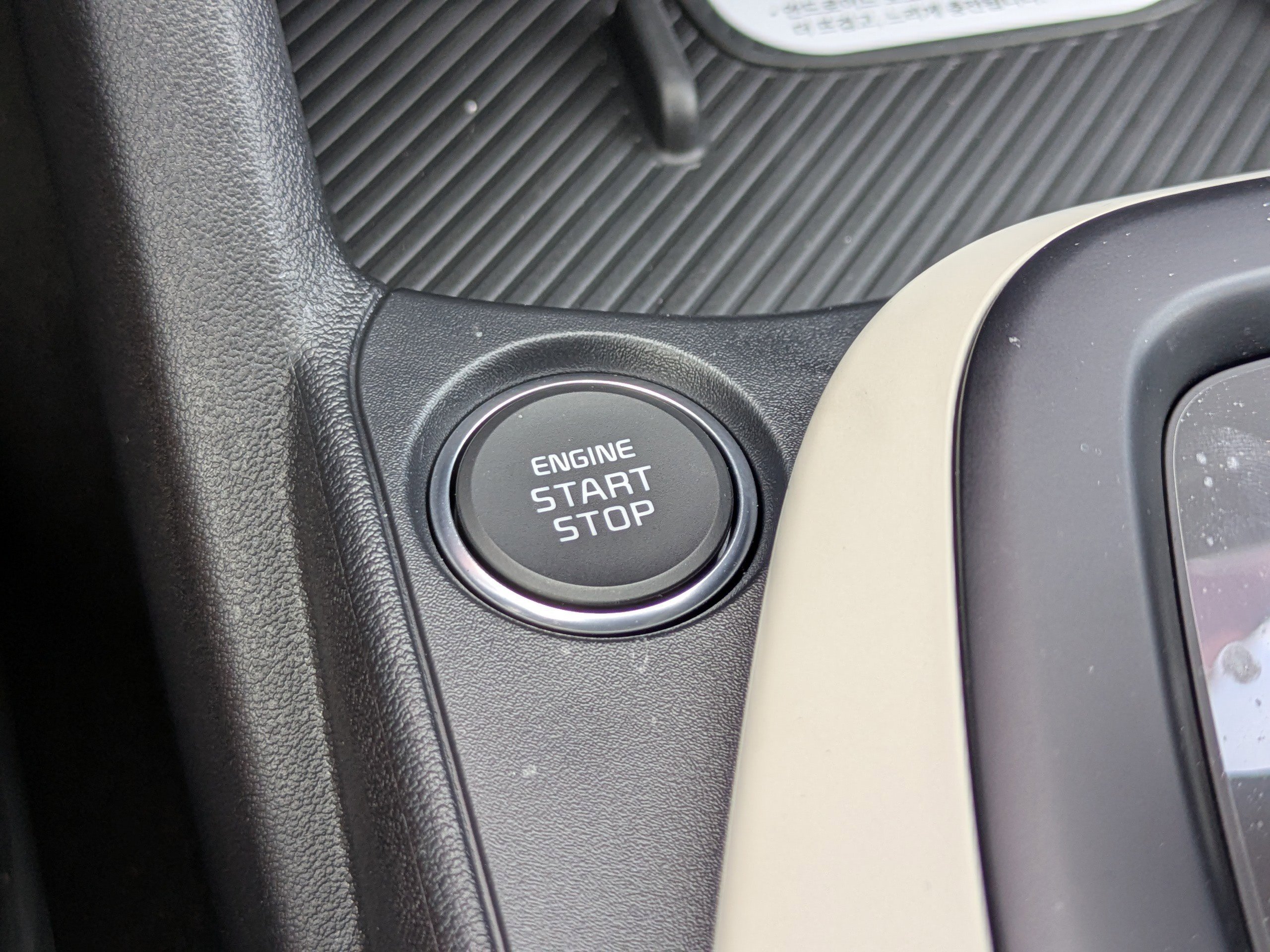 New 2026 Snow White Pearl Kia GT-Line Turbo image 37