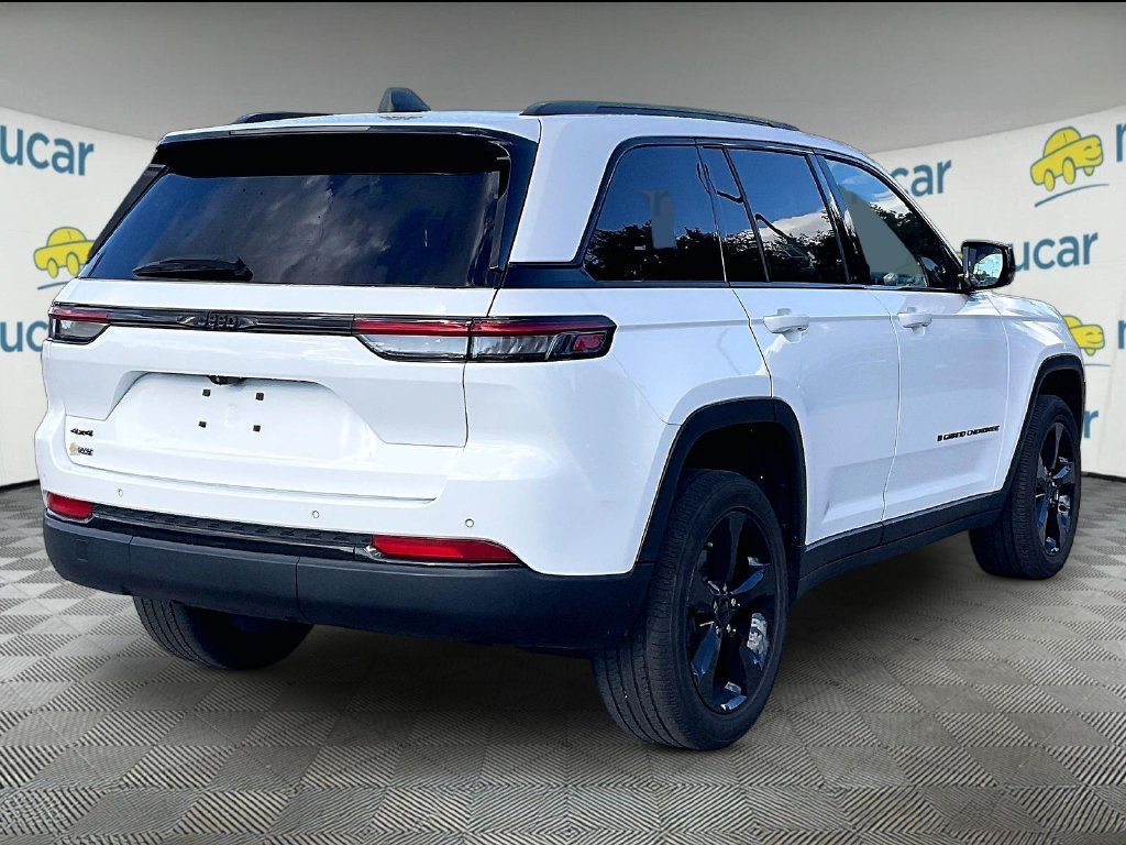 Used 2023 Bright White Clearcoat Jeep Altitude X image 6
