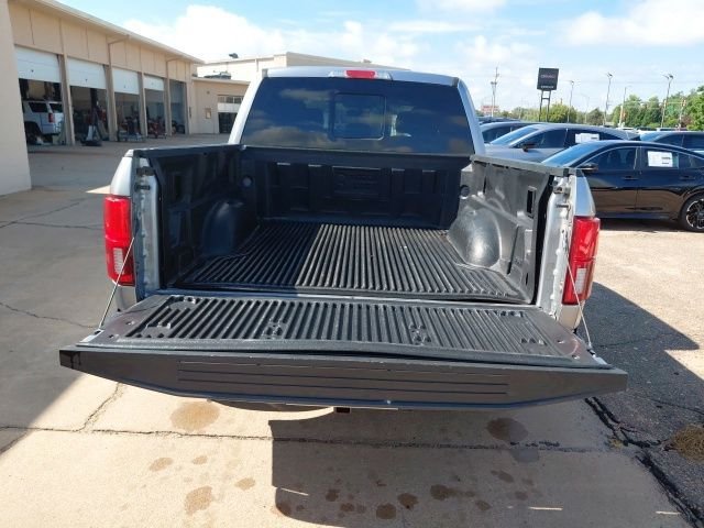 Used 2020 Silver Ford Platinum image 33