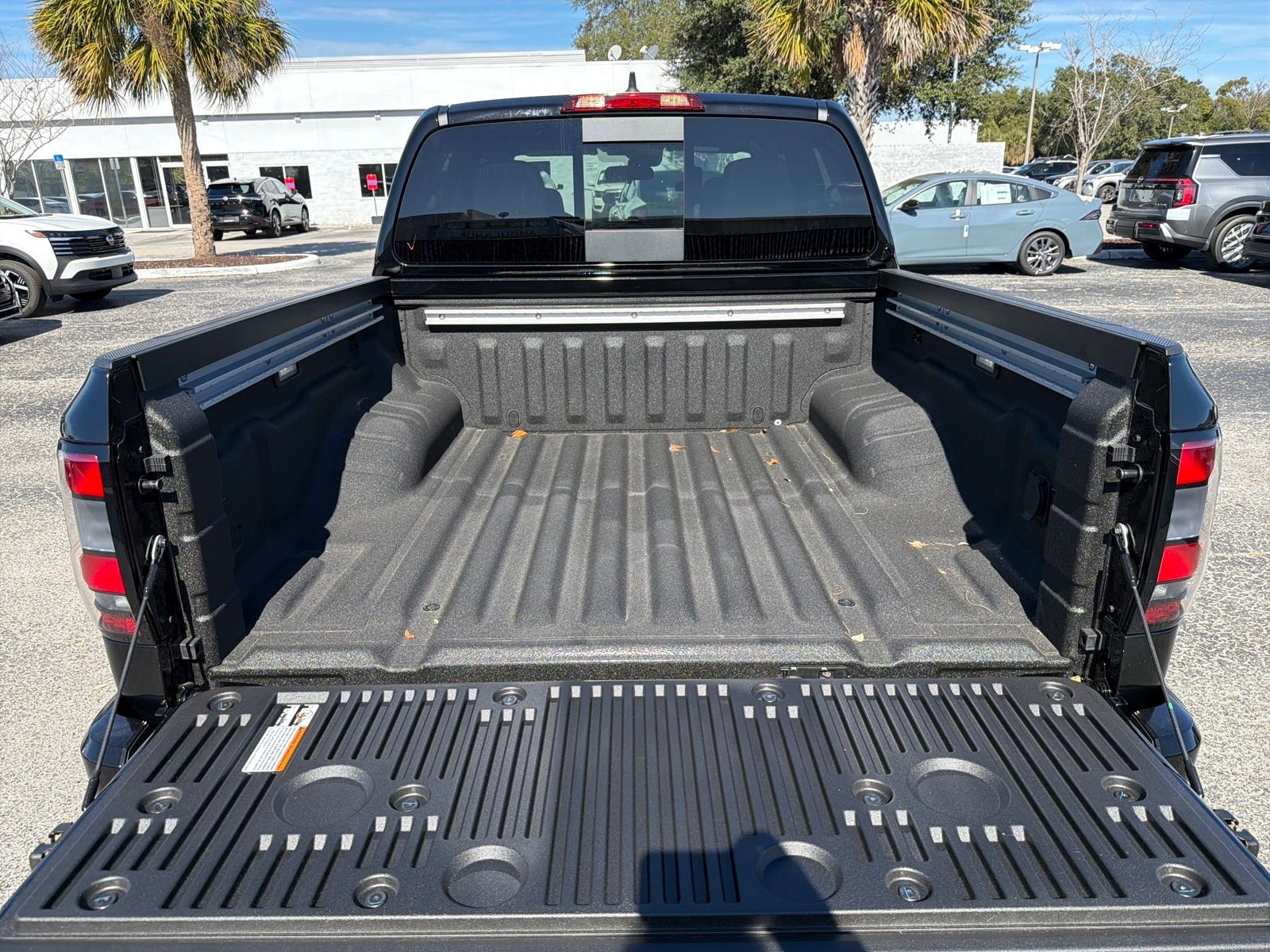 New 2026 Nissan Frontier PRO-4X 4D Crew Cab