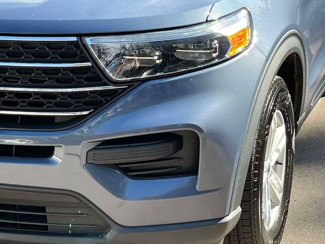 Used 2021 Blue Metallic Ford XLT image 9