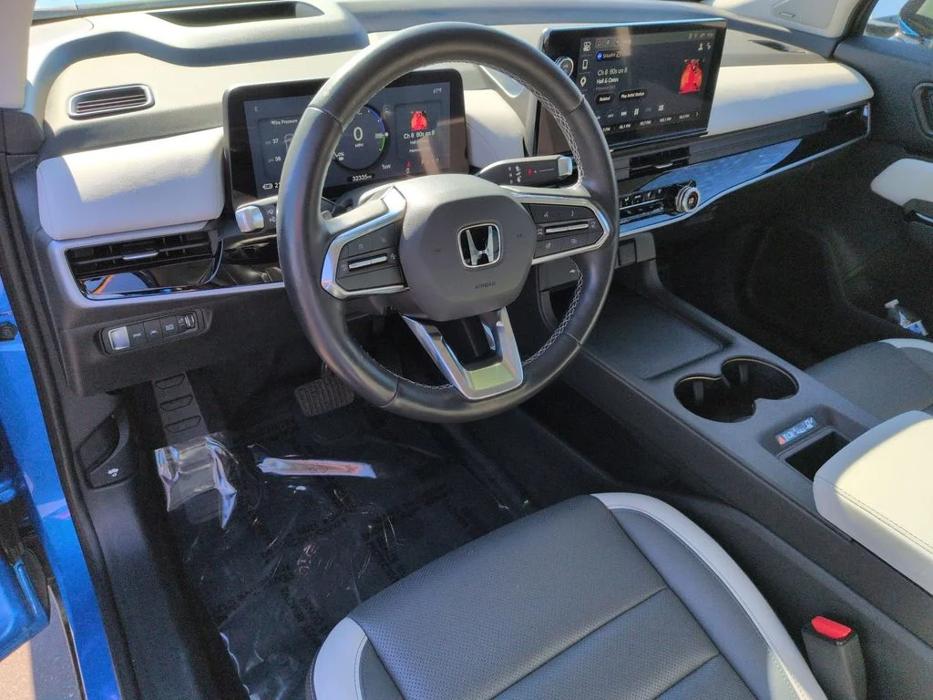 Used 2024 Blue Honda Elite image 2