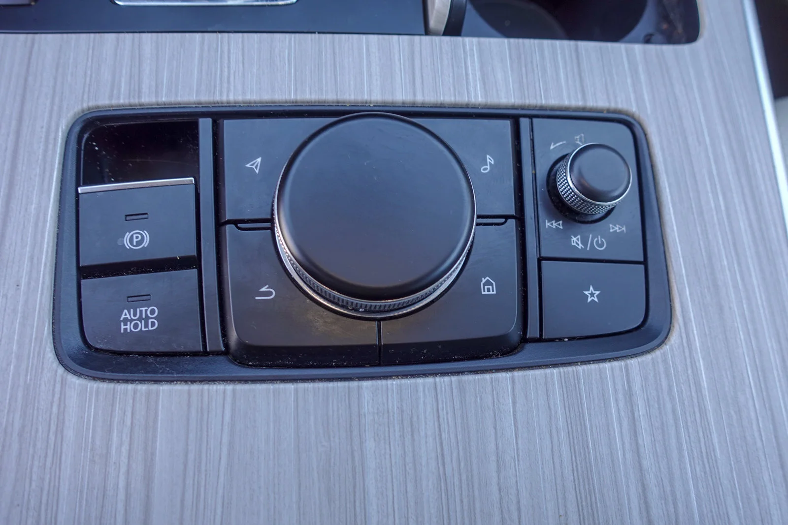Certified Used 2024 Platinum Quartz Mazda Premium Plus image 23