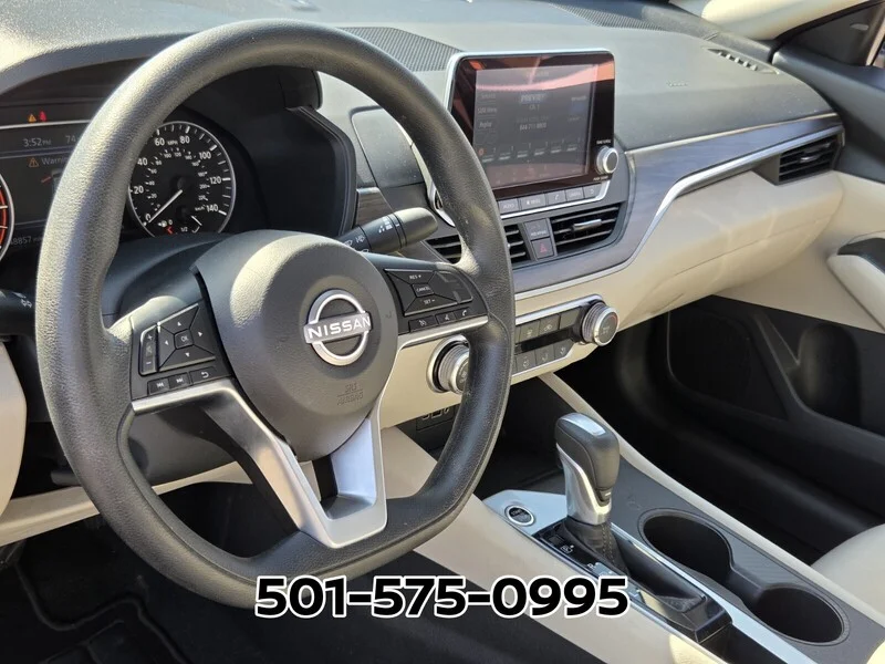 Used 2025 Super Black NISSAN SV FWD image 9