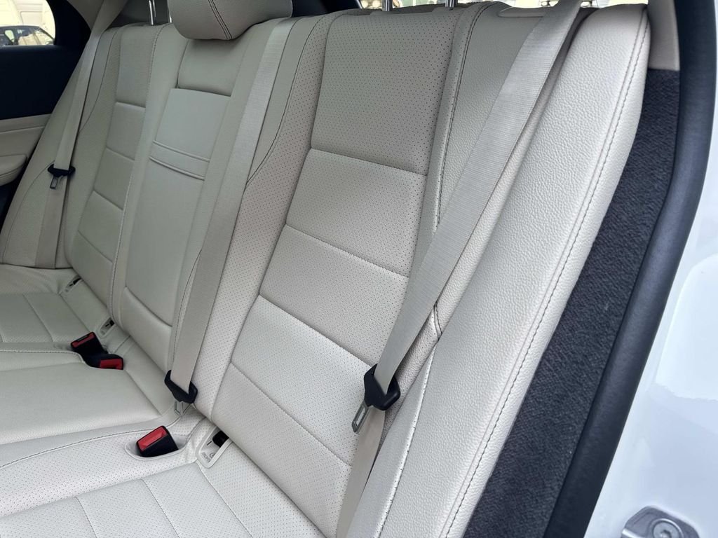 Used 2020 White Mercedes-Benz GLE 350 image 13