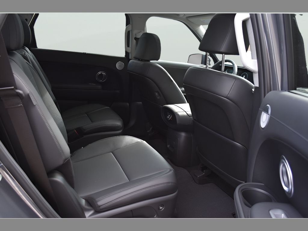 New 2026 Ecotronic Gray Pearl Hyundai Limited FWD image 47