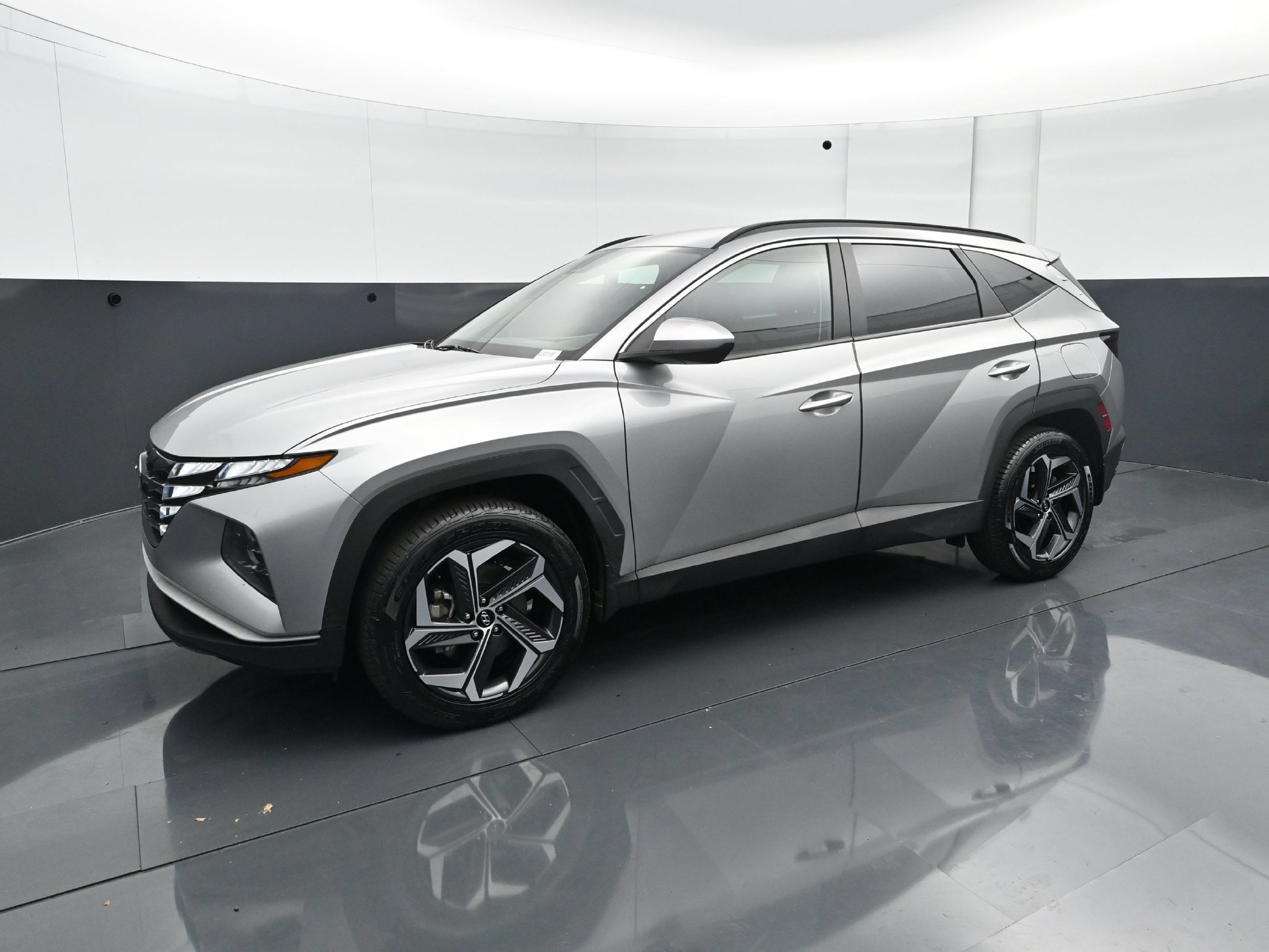 Used 2024 Hyundai Tucson SEL with VIN KM8JBDD2XRU143699 for sale in Minneapolis, Minnesota
