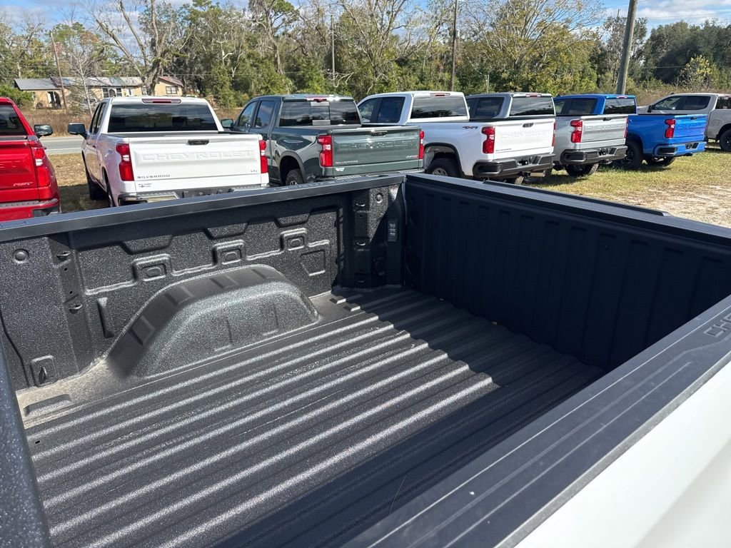 2026 Chevrolet Silverado 1500 ZR2 - Photo 9