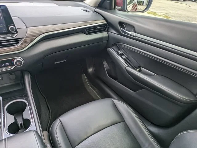 2022 Nissan Altima Platinum - Photo 16