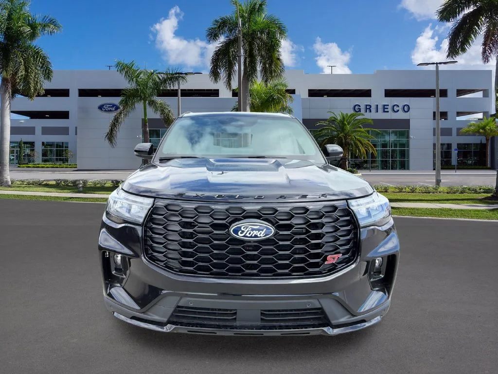 New 2027 Agate Black Metallic Ford ST image 2