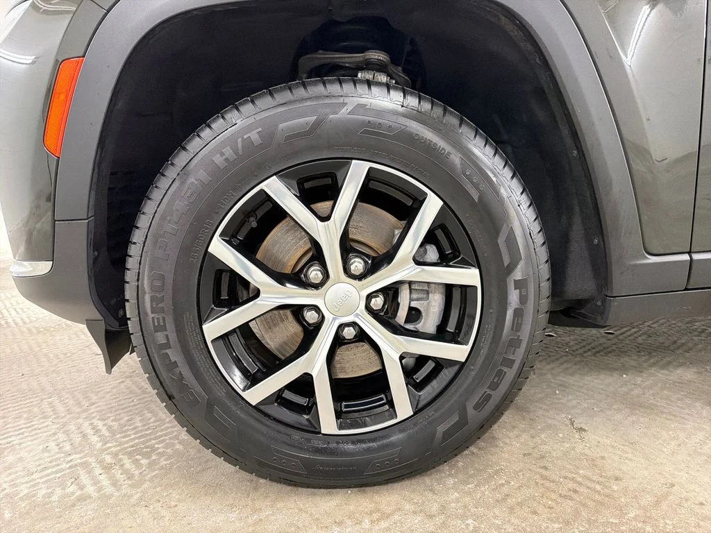 Certified Used 2023 Gray Jeep Limited image 13