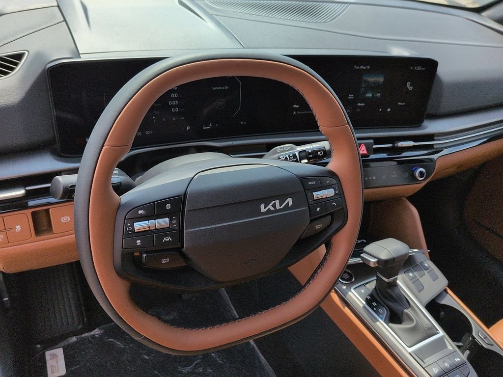 New 2026 Wolf Gray Kia X-Line image 9