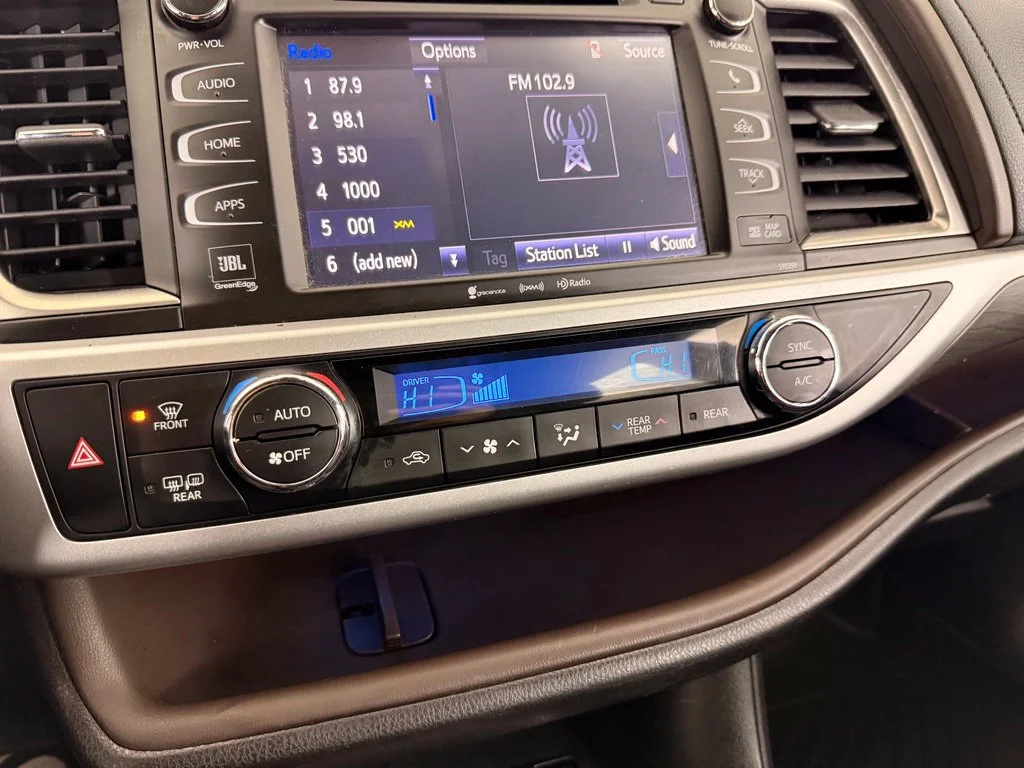 Used 2019 White Toyota Limited Platinum image 35