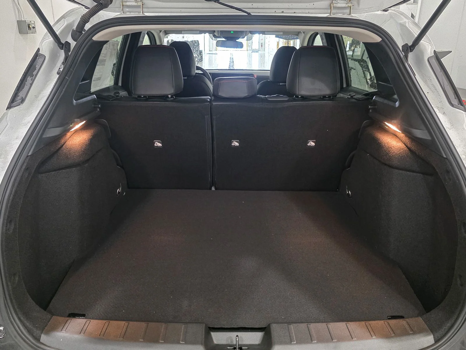 New 2026 Aspen White TriCoat Nissan SR image 17