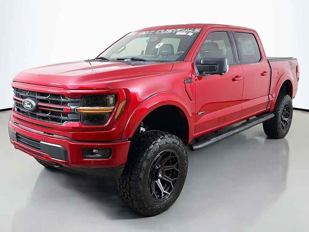 New 2025 Rapid Red Metallic Tinted Clearcoat Ford XLT image 9