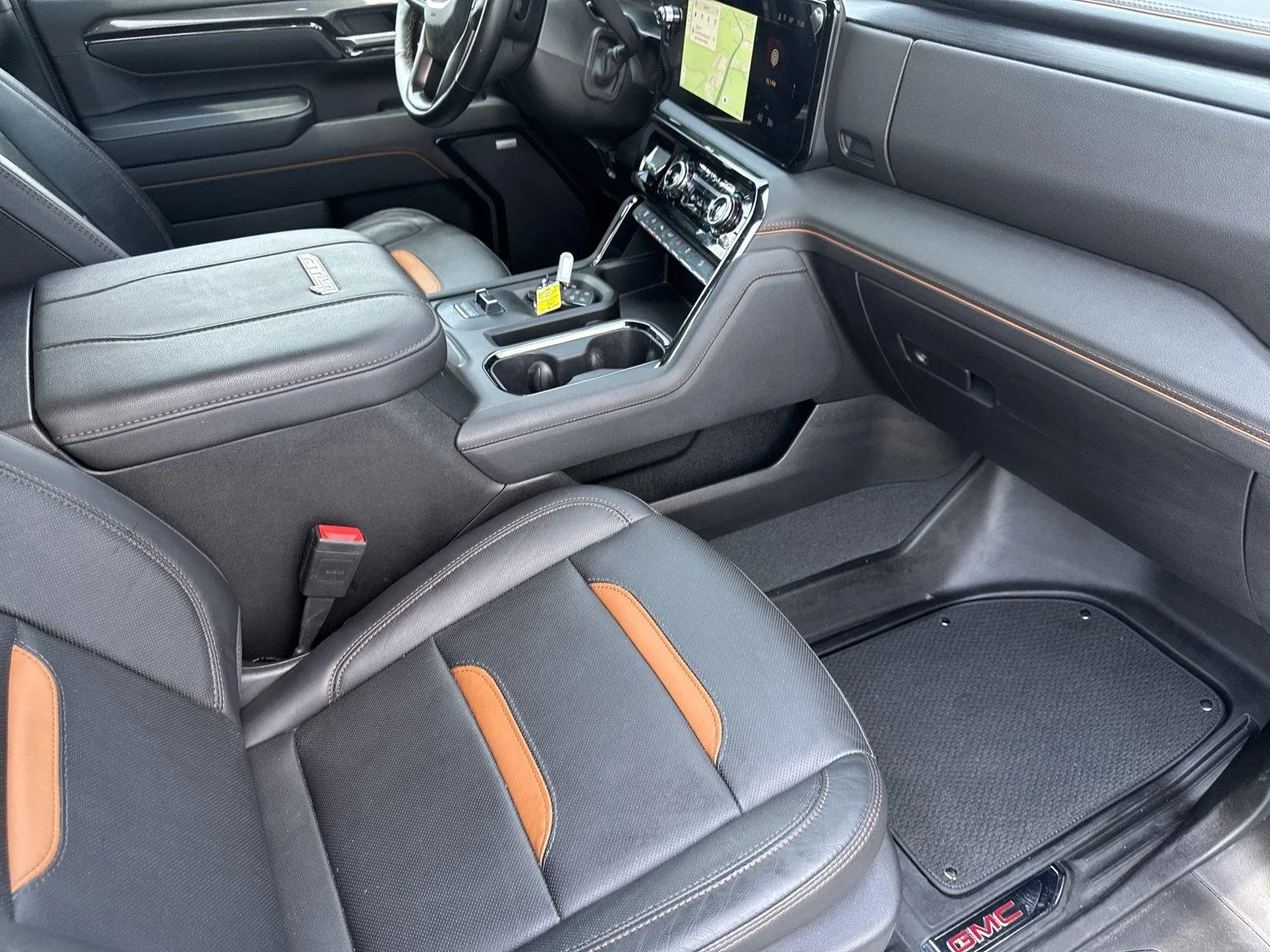 Used 2024 Onyx Black GMC AT4 image 31