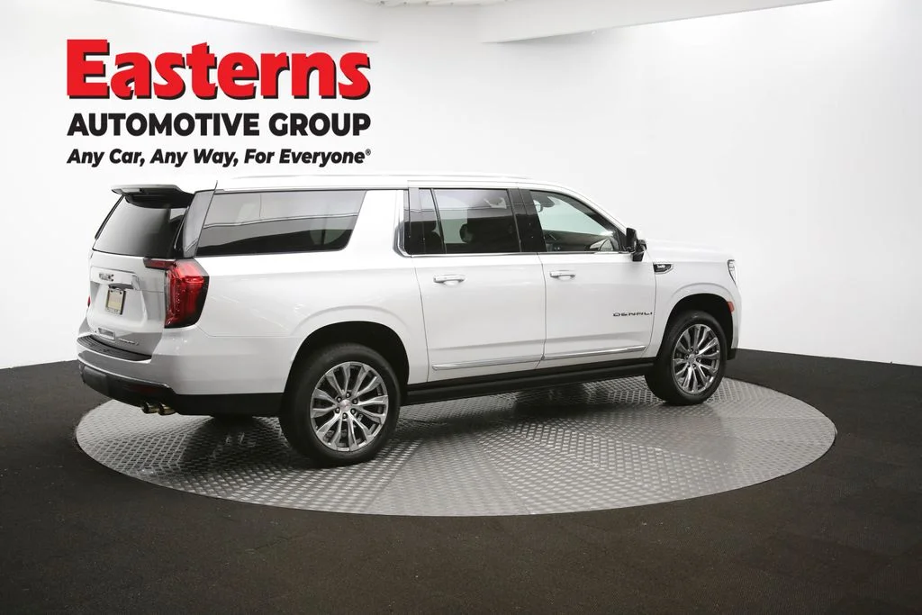 Used 2022 White GMC Denali image 48