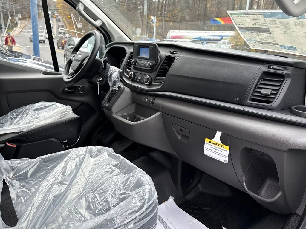 New 2025 White Ford Base image 19