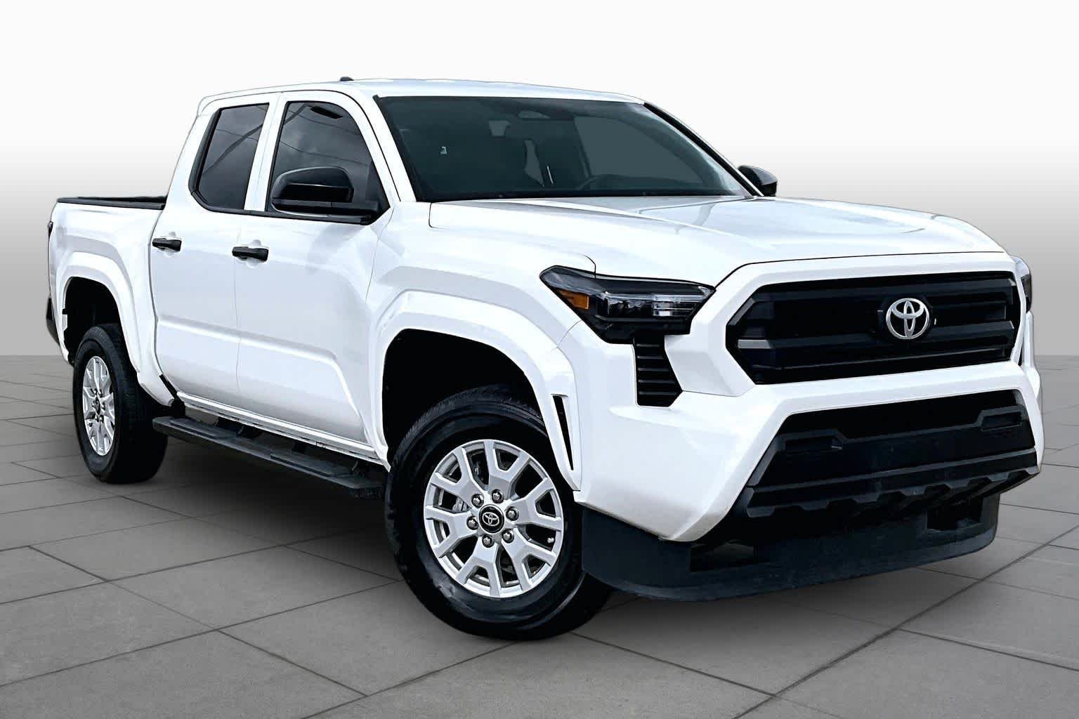 Used 2025 Ice Cap Toyota SR image 3