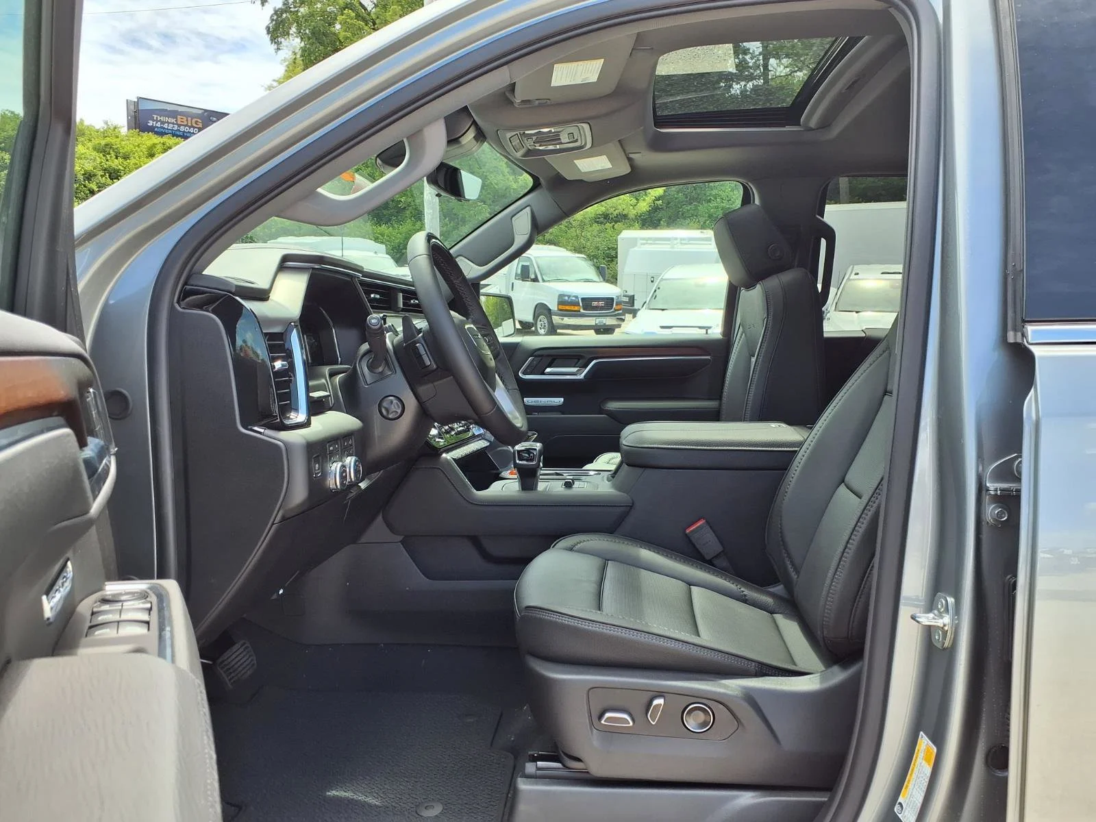 2026 GMC Sierra 1500 Denali - Photo 18