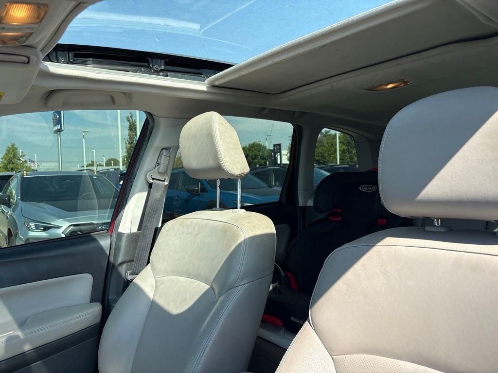 Used 2014 Red Subaru 2.5i Limited image 4