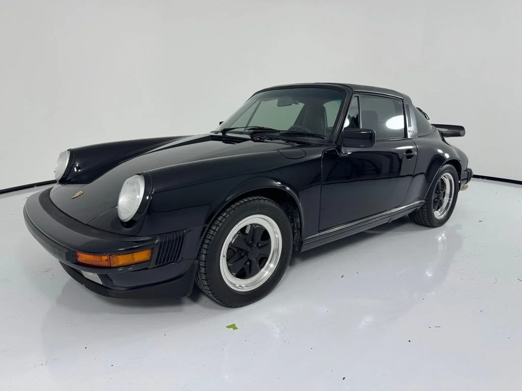 Used 1987 Black Porsche Carrera image 1